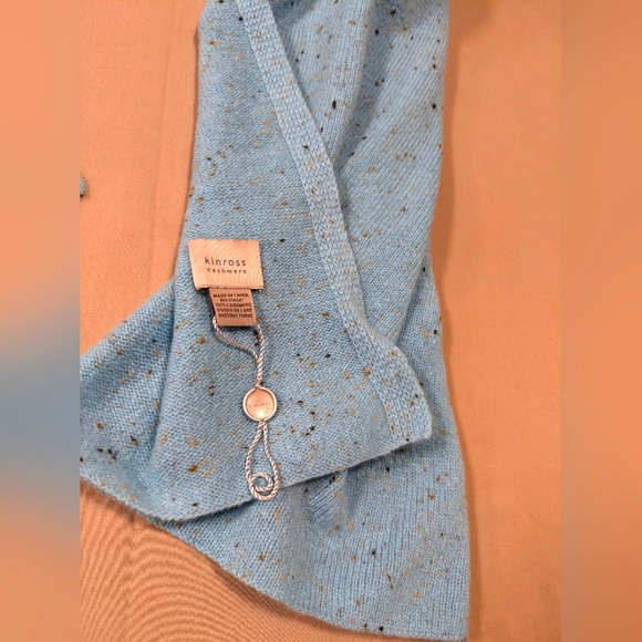 Kinross Accessories - NWT: Kinross Cashmere Scarf- 17" x 75"